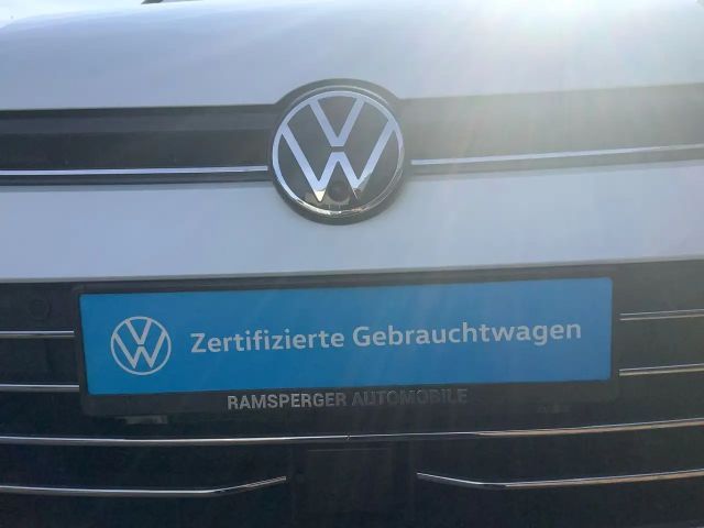 Volkswagen Passat 1.5 TSI Business DSG Variant