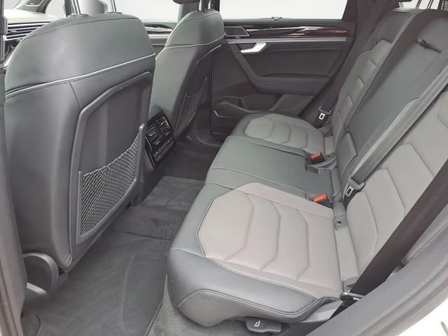 Volkswagen Touareg IQ.Drive R-Line