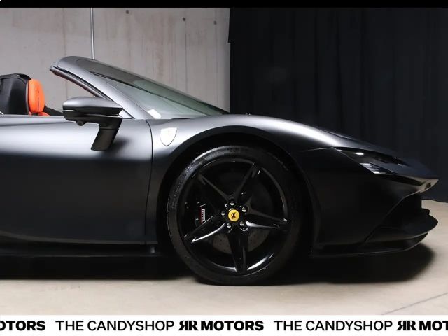 Ferrari SF90 Spider