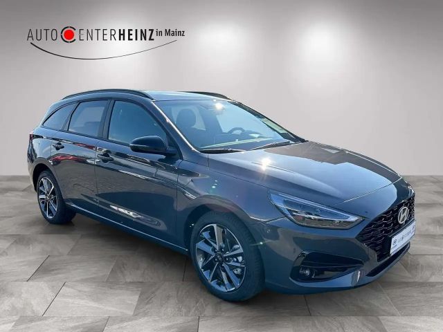 Hyundai i30 Advantage Hybrid T-GDi