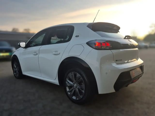 Peugeot E-208 Active Pack