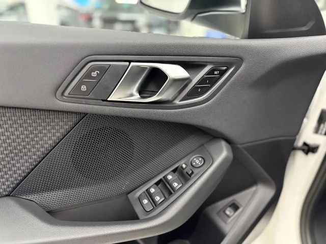 BMW 120 120i Advantage pakket Sedan