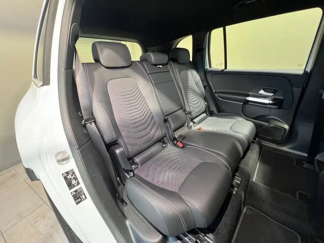 Mercedes-Benz EQB 300 4MATIC Progressive