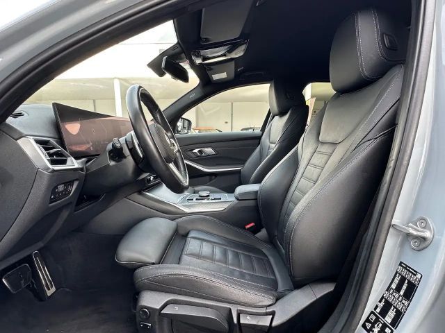 BMW 330 330d M-Sport Touring xDrive