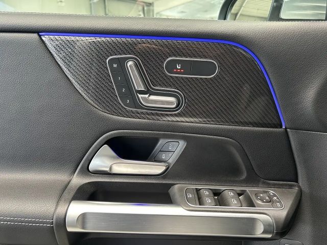 Mercedes-Benz GLB 250 4MATIC AMG Line Premium