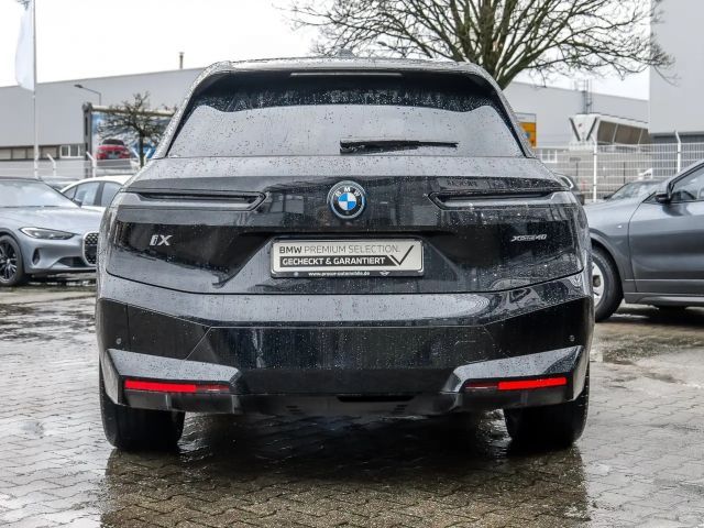 BMW iX xDrive40