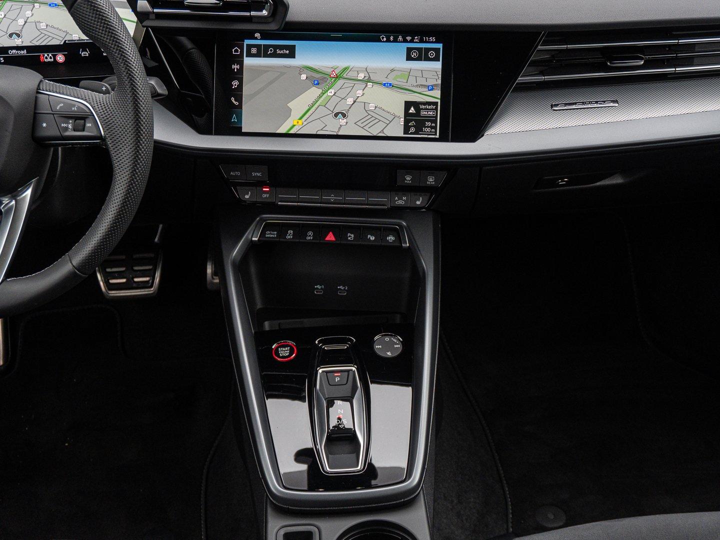 Audi S3 Quattro S-Tronic Sedan Sportback