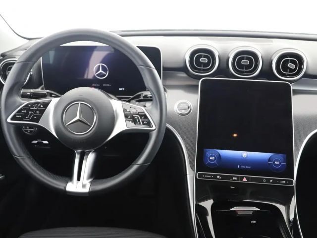 Mercedes-Benz C 180 AVANTGARDE Sedan