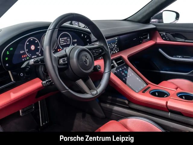 Porsche Taycan Turbo