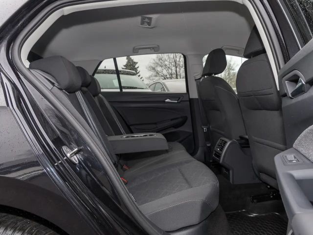 Volkswagen Golf 1.5 TSI Golf VIII Life