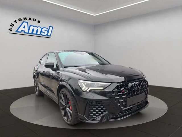 Audi RS Q3 Quattro