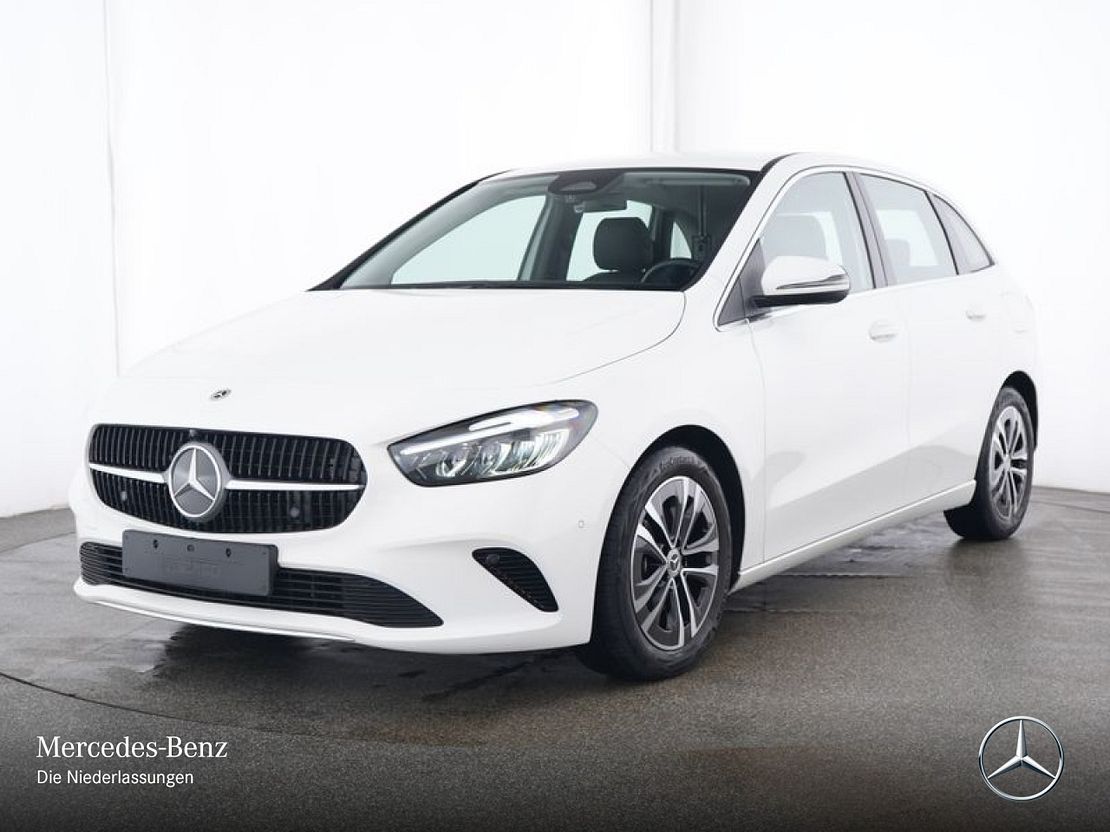 Mercedes-Benz B 200 Sedan