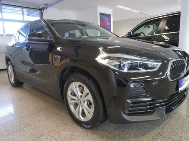 BMW X2 xDrive25e
