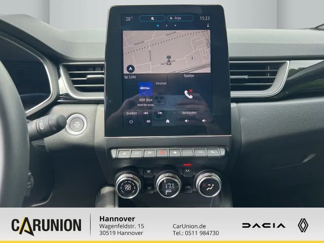 Renault Captur E-Tech Hybrid Iconic