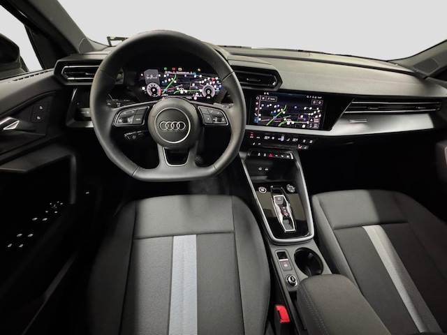 Audi A3 30 TFSI S-Tronic Sportback