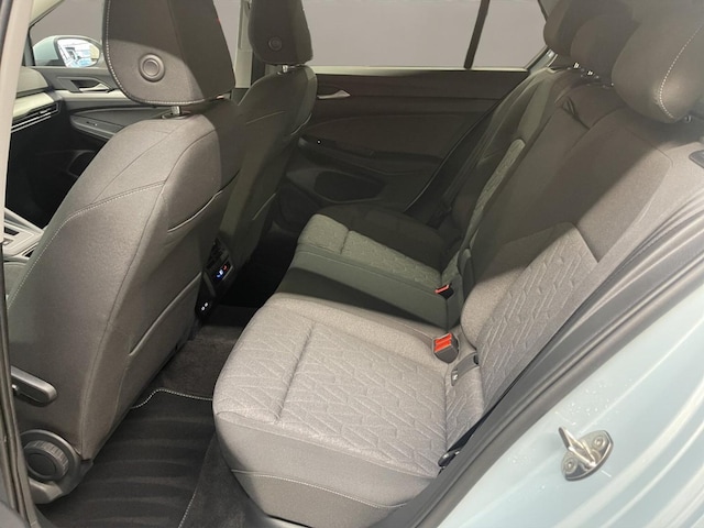 Volkswagen Golf 1.5 eTSI Golf VIII