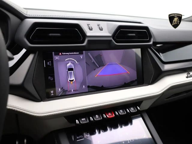 Lamborghini Urus SE MY25 I 23" I AHK I B&O I PANO