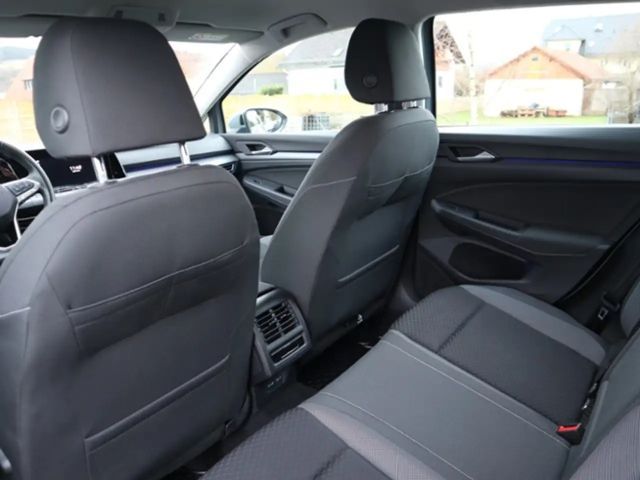 Volkswagen Golf 1.5 TSI Golf VIII