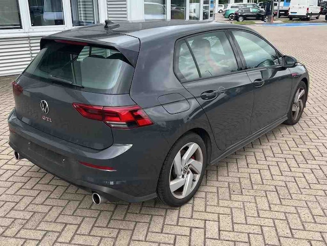 Volkswagen Golf 2.0 TSI GTI