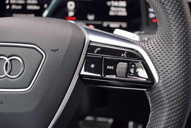 Audi S6 Avant Quattro