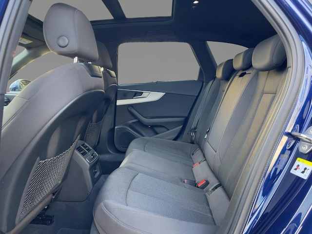 Audi A4 40 TFSI Avant S-Tronic