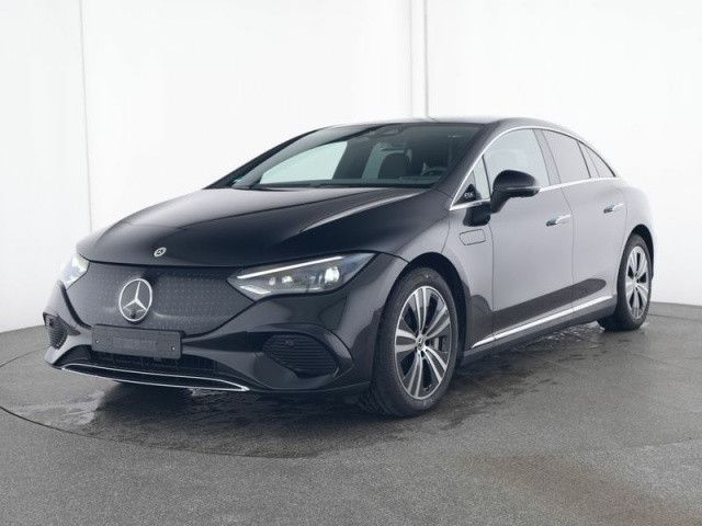 Mercedes-Benz EQE 300 Sedan