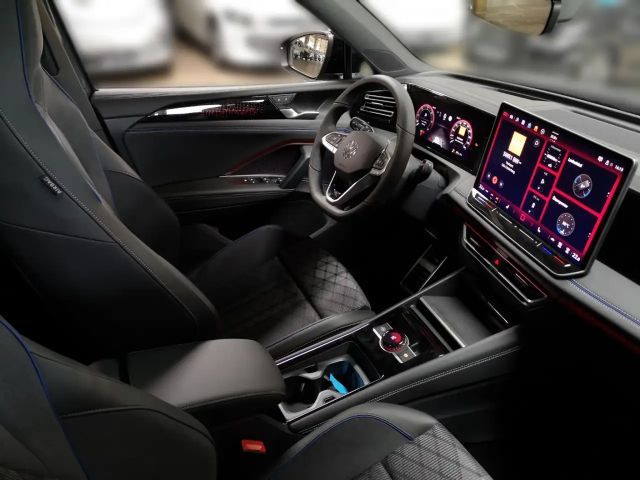 Volkswagen Tiguan 4Motion DSG R-Line