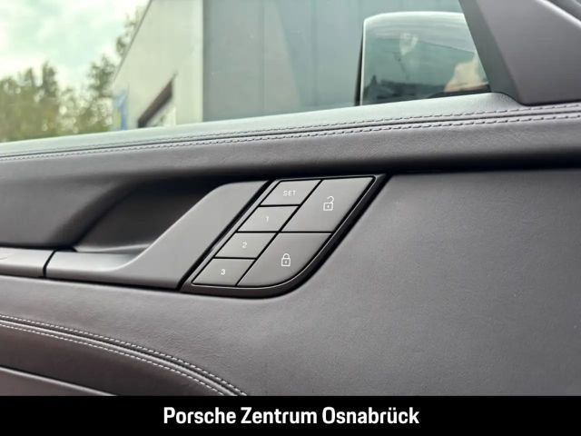 Porsche 992 4 Coupé GTS Targa