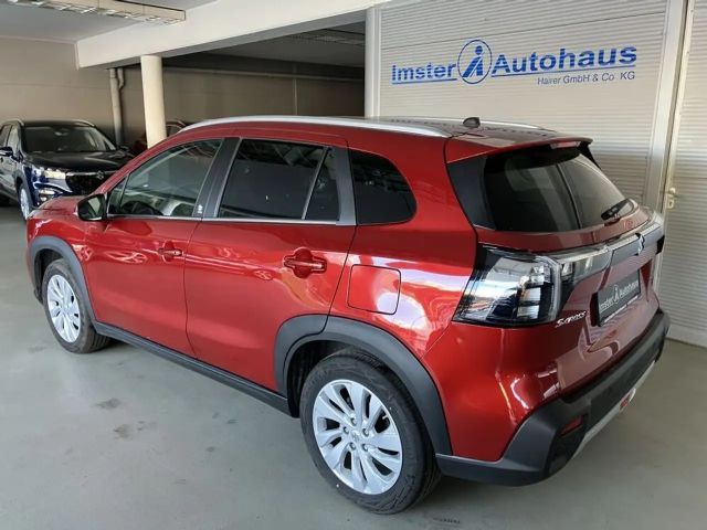 Suzuki S-Cross AllGrip Hybrid