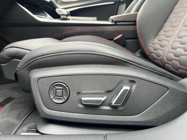 Audi RS6 Avant Quattro