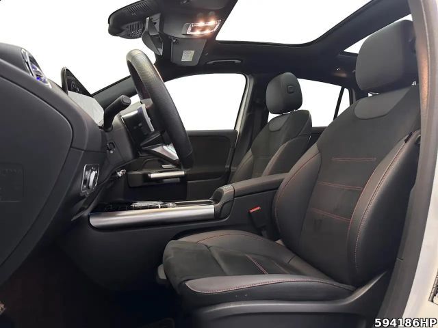 Mercedes-Benz GLA 180 AMG Line