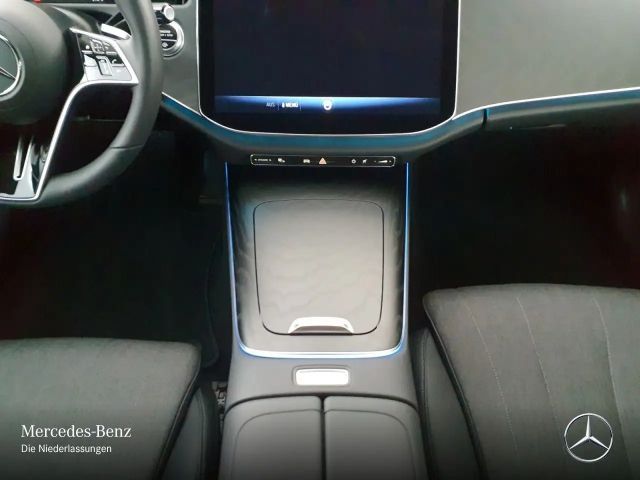 Mercedes-Benz E 200 AVANTGARDE Estate