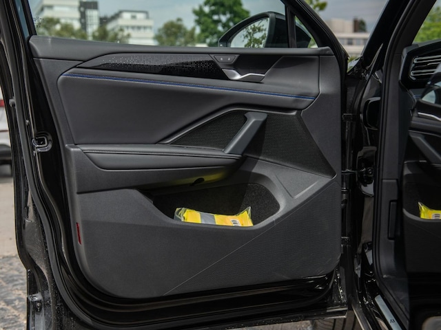 Volkswagen Tiguan 4Motion DSG IQ.Drive R-Line