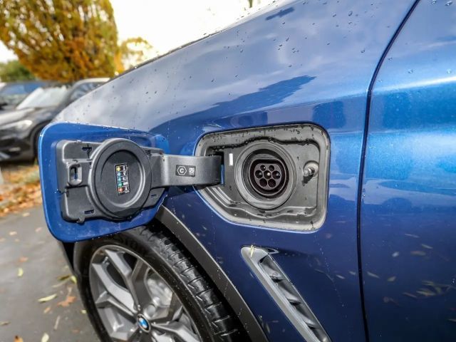 BMW X3 xDrive30e