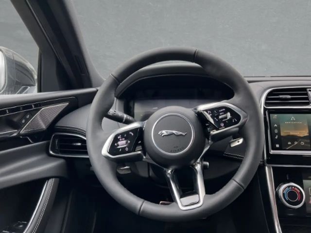 Jaguar XE D200 HSE R-Dynamic