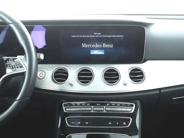 Mercedes-Benz E 220 AVANTGARDE E 220 d Estate