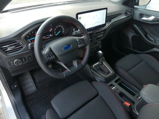 Ford Focus ST Line Wagon