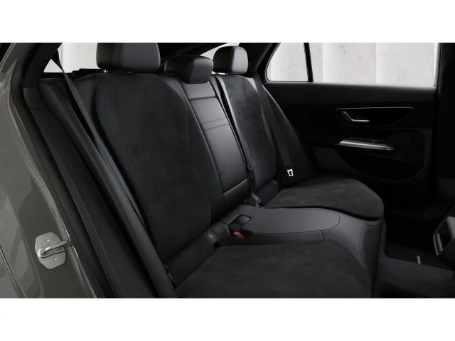 Mercedes-Benz E 220 AMG Line E 220 d