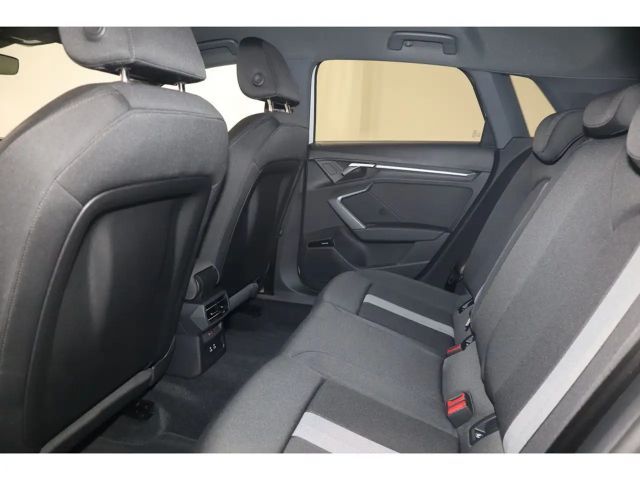 Audi A3 30 TFSI Sedan Sportback