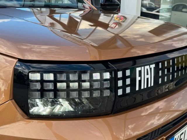 Fiat Grande Panda E La Prima