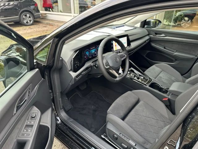 Volkswagen Golf 2.0 TDI DSG Style Variant