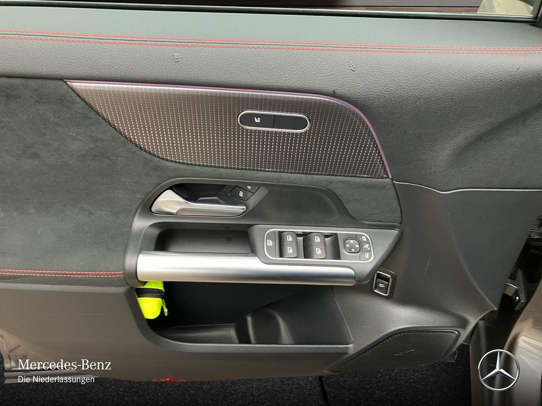 Mercedes-Benz EQA 300 4MATIC