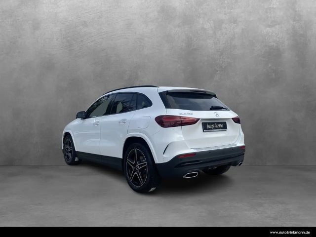Mercedes-Benz GLA 180 AMG Line