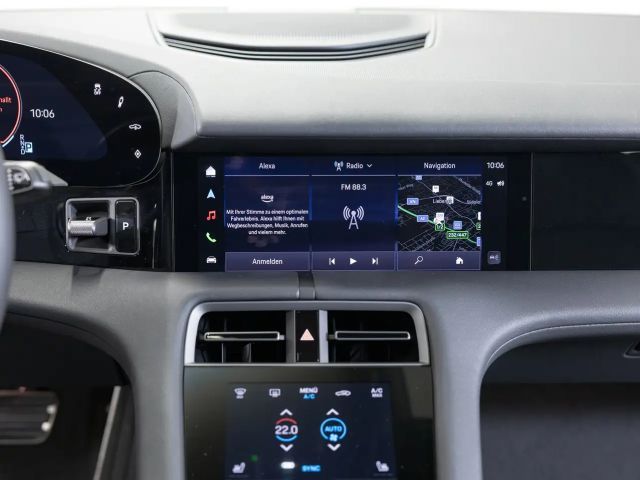 Porsche Taycan 4 Cross Turismo