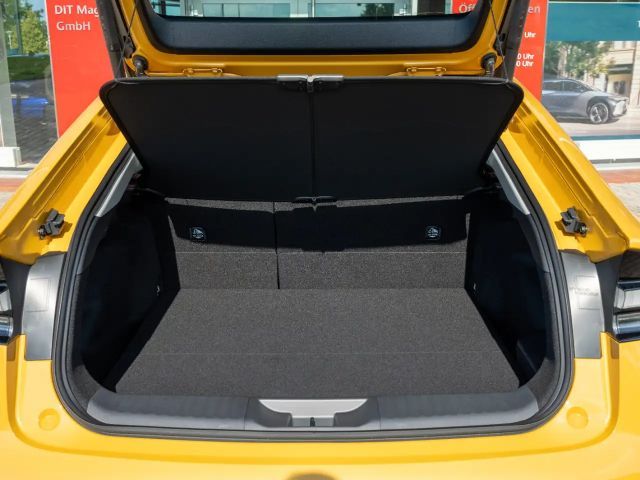 Toyota Prius Executive Plug-in