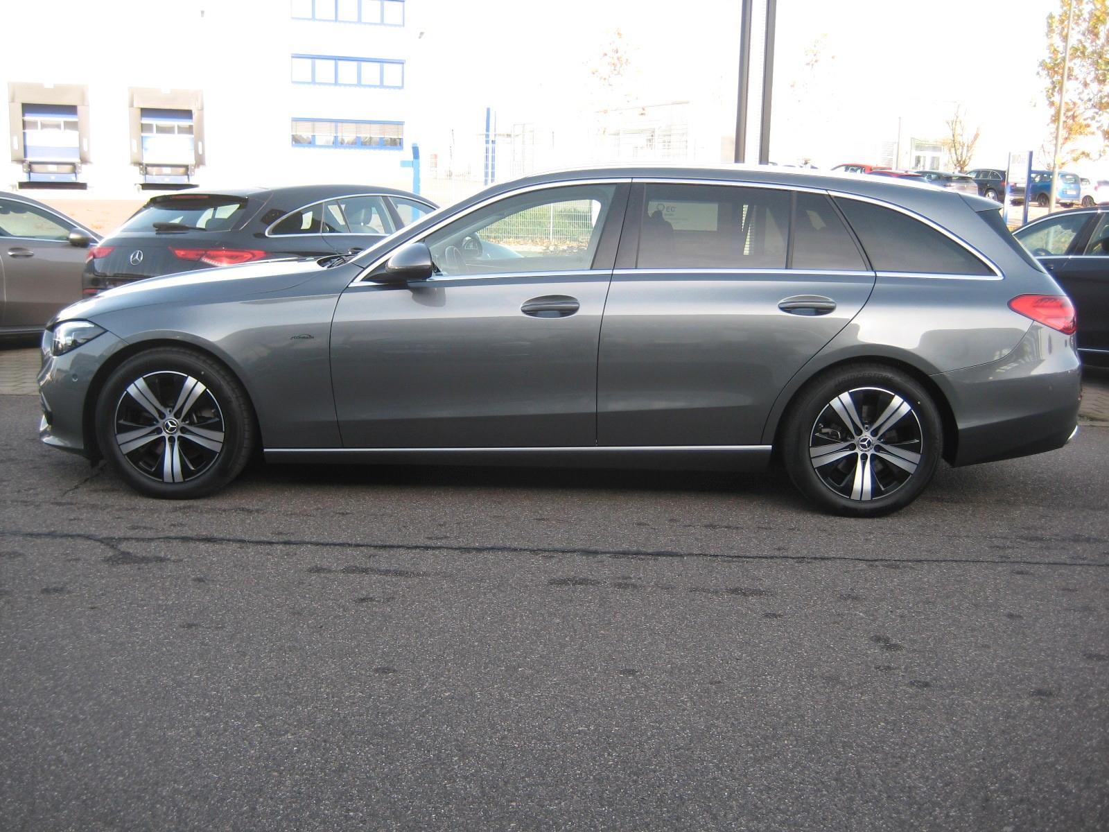Mercedes-Benz C 220 AVANTGARDE C 220 d Estate