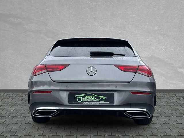 Mercedes-Benz CLA 200 AMG Line