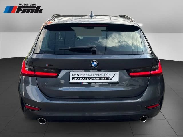 BMW 320 320d Sport Line xDrive