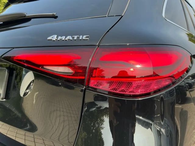 Mercedes-Benz GLC 300 4MATIC AMG Line
