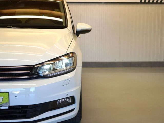 Volkswagen Touran DSG